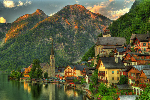 bluepueblo:  Lake Village, Hallstatt, Austria  photo by chrishuang 