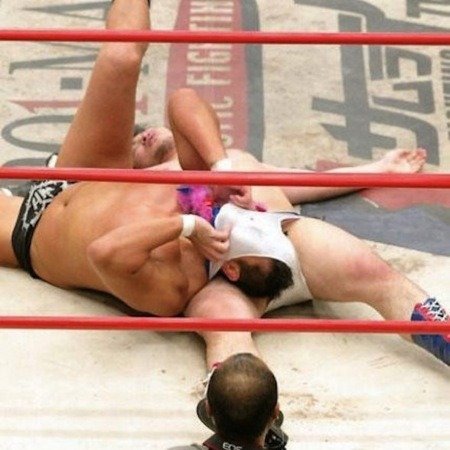 wedoitfortehlulz:  toptumbles:  Most awkward moments in wrestling   IM DYING!! XDDDD