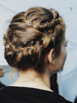 crematorie:  Backstage at Valentino HC A/W