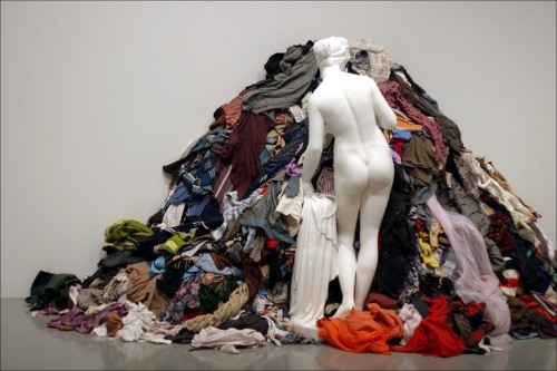 artpedia:Michelangelo Pistoletto - Venus of the Rags, 1967-74. 