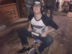 Voicesandvessels:  Just Me And My Trike. 