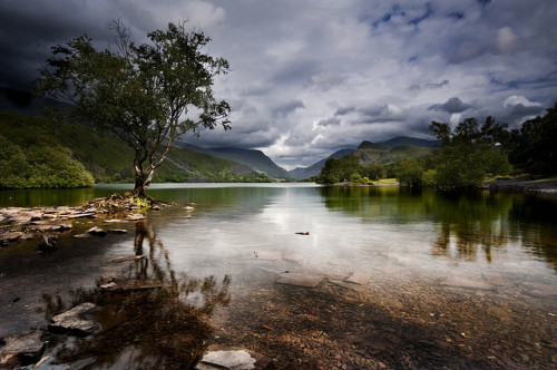 by Leighton Roberts on Flickr. Llyn Padarn is a glacially formed lake in Snowdonia, north Wales.