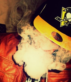 justdopesteez:  obeythatdopeswag:                                                                            Wanna see more dope posts? Follow HERE! :D Twitter: mention me for a follow back (:                                                          