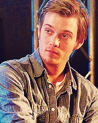 lukecastellanarchive-deactivate:  Jake Abel’s Appearances → Jus in Bello, April 2010 