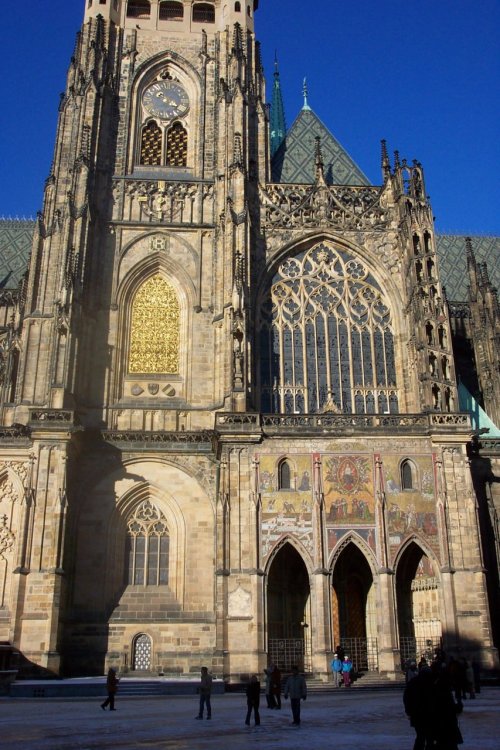 Katedrála Svatého Víta, Prague, view of the southern portal, project by Peter Parler.