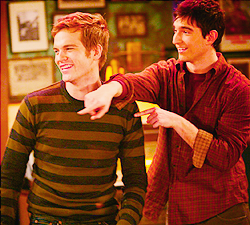 permanentmochakisses:  Plaid vs. Stripes asked by wouldicatchyoudreaming 