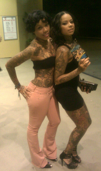 sofreshsothick:  Che Mack   nice body…shame she is defacing it with those big ass wack tats…dont know why hoes do that shit