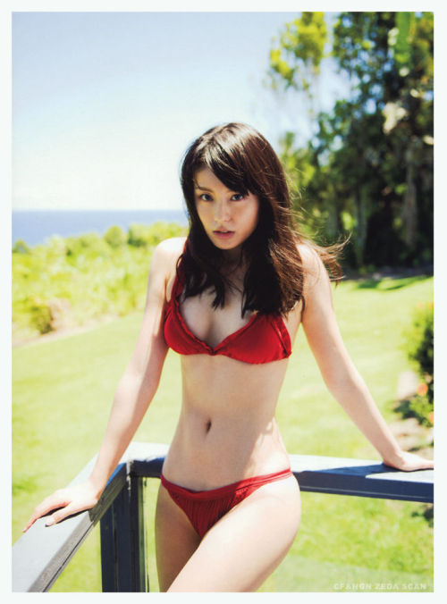 etoystk:  本仮屋ユイカってエロいカラダしてたんだね。 画像34枚｜ダラ見堂