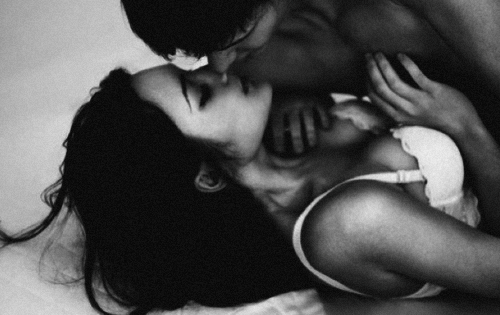 http://canbesexy.tumblr.com/post/15644201140