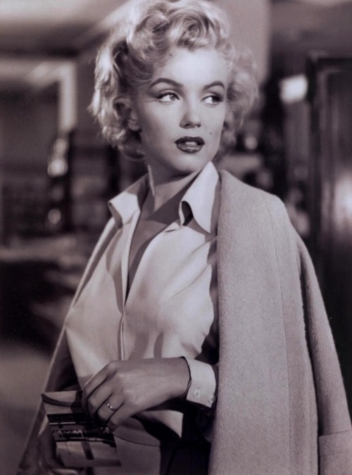 loungeoflust:Marilyn will forever be young and beautiful RIP