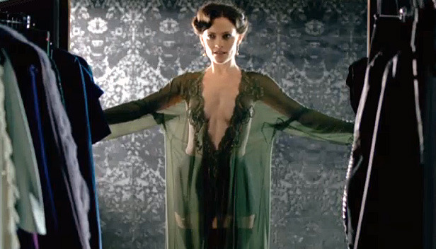 lesbilicious:  Hmmmm, now which one shall I wear tonight?