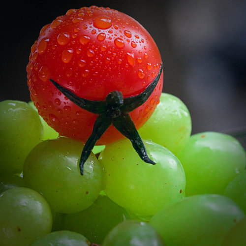 superpunch2:  Cherry tomato. 