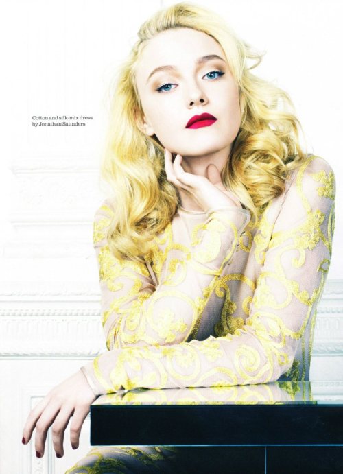 pretaportre:  Seems like just the other day Dakota Fannng was this cute little actress who was on track towards becoming Hollywood royalty. Fanning still has the acting bug and has since come into her own quite a bit. The barley legal actress recently