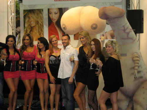 Adelaide Sexpo Opening 2010- Sexpo Showgirls, Suzie Q, Cassidy Cruise, Kiki V &amp; Phoenix Knig