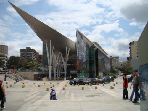 juamsuarezt:  Millenium Mall. Caracas - Venezuela - Los Dos Caminos. 
