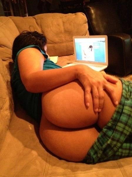 colombirican:  Ahhhh, I gotta say, my best pics are the one’s wherein I’m not