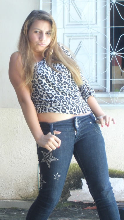  Ta ae, eu muito feia ); 