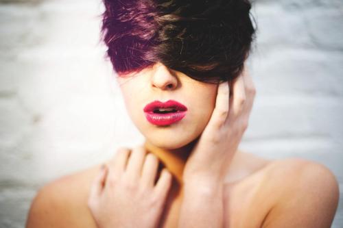braidsandbrows:Say, “Aah!”Wishbone &amp; The Penny Photography Models:-Purple Rhinestones &amp; Blue