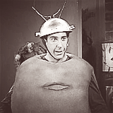 ptrparker:  Character Photoset: Ross Geller 