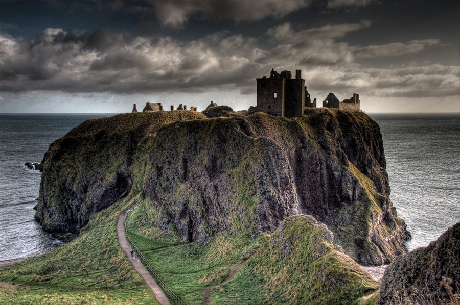 fuckyeahprettyplaces:  Dunnotar Castle, Scotland. 