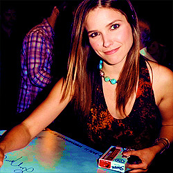 nathanrs-blog:Sophia Bush - OTH in LA, Q&A. (January 5th)