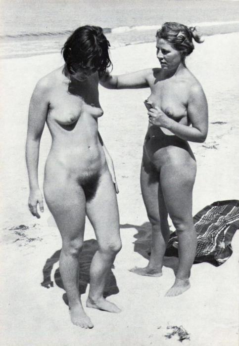 http://nudevintage.tumblr.com/post/15463814532