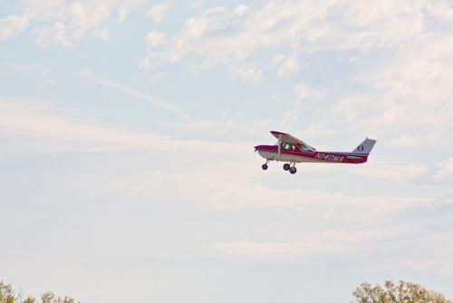 university of nebraska omaha airplane.