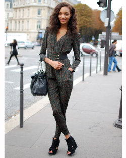 infiniteloveforfashion:  Jourdan Dunn 