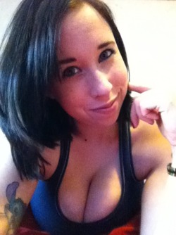 share-your-sunshine:  Sign up for FREE AT www.mygirlfund.com/goodluckladybug and send me a message saying “lilo and stitch” and see what’s under the top ;) any one who reblogs this leaving my link will be promoted to my almost 600 followers!