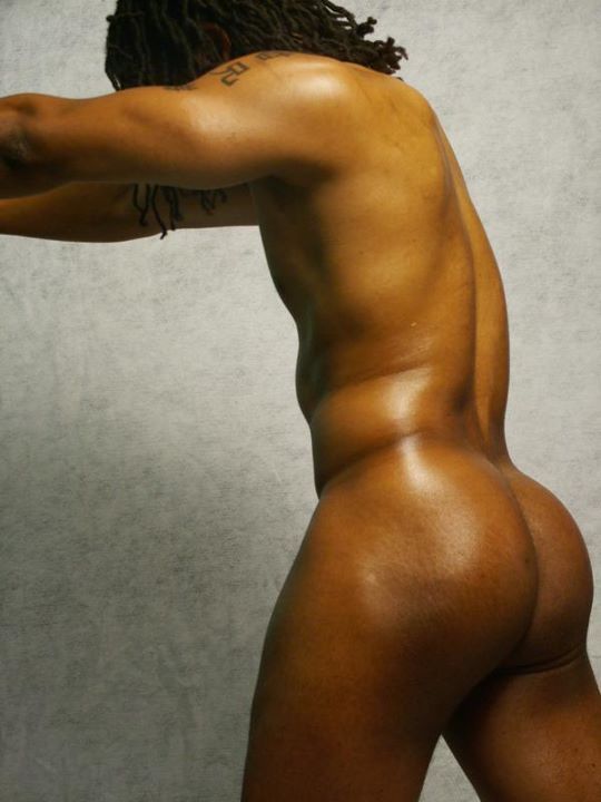 verseluv69:   obeytherose:  Follow me on Instagram: ObeyTheRose. Twitter: TheBlk_Rose