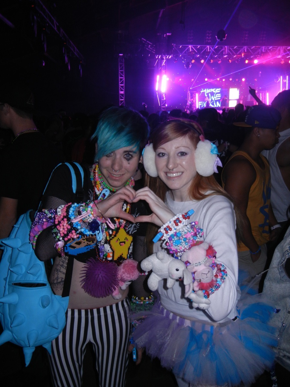 cheap-bliss:  TEEZY!!! and I at Countdown :3 