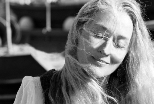 Porn bohemea:  Meryl Streep on the set of Mamma photos