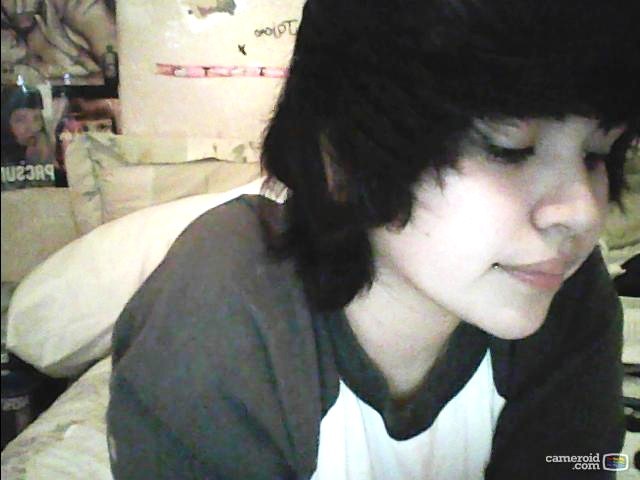 br0core4lyfe:  smoking-with-the-monster:  hay  i want your hair 