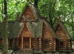 thedeerandtheoak:  There is a distinctive open-air museum – Glade of Fairy-Tales (“Polyana Skazok”) in Yalta. It was founded by folk artists Pavel Pavlovich Bezrukov in 1960 . There is a wonderful collection of wooden sculptures on fairy-tale theames.