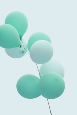 purebeachboho:  Shades of Blue Balloons ~ 