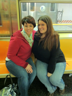 jade38h:  @serenaspassion and I on subway