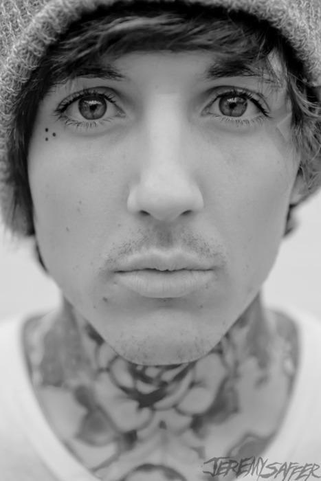 lauren-sees-stars:  He has gorgeous eyes.  asdfghjkl; His eyes, oh my god.