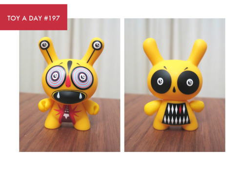 A TOY A DAY FROM MY COLLECTION
Dunny 2009
by Dalek