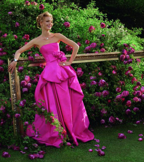 walkingthruafog: Sasha Pivovarova by Tim Walker for Piaget Fall 2011