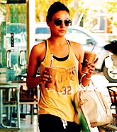 nukacolae-deactivated20160425:  9 Favorite Candids of Mila Kunis 
