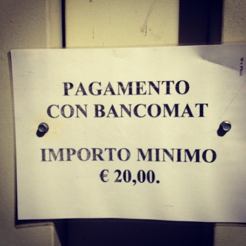 NEOLIBERISMO A CAZZO DI CANE: Regolamenti “fai da te” #italia#italy#eni#esso#total#libya#iran#gasoline#gas#oil 