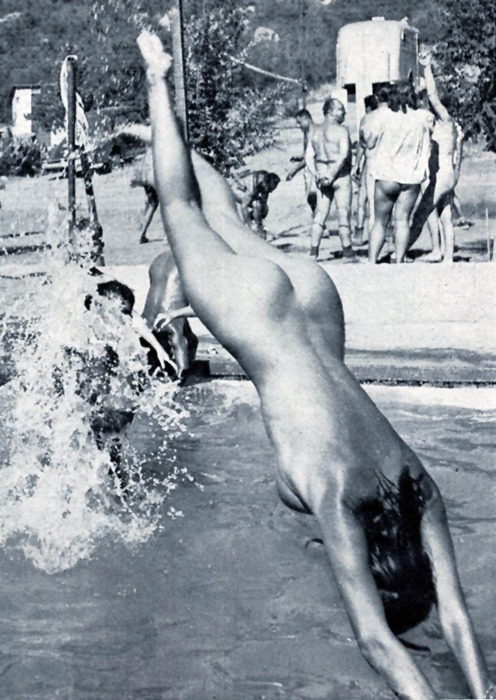 http://nudevintage.tumblr.com/post/15625842518