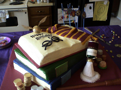 wickedclothes:Harry Potter Cakes