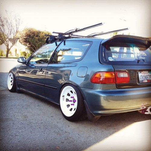 wheelwhores:  EG Hatch/EH on Diamond Racing Steelies