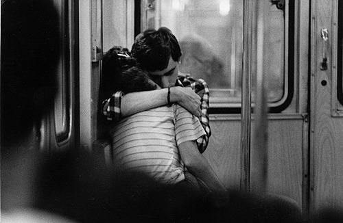 xijo:
“ t-o-x-i-c-daisies:
“ yesdarlingido:
“ Subway. Buenos Aires (by Daniel Merle)
“In transit. I saw them. Just two kids in love. I got my 135 mm and made one shot” ”
Queen Of The Gas Station Baby †
”
this makes me really sad i don’t know why...