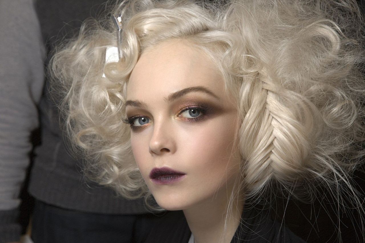 POWDER DOOM - a makeup tumblr