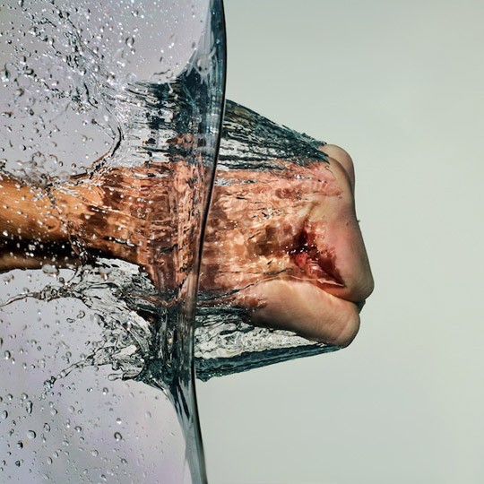 fishyhandsfishyfeet:  WOW  Water Punch Ka-POW!!! lmao