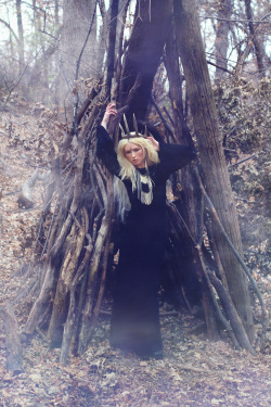 sistersoftheblackmoon:  Ghost Dancer Winter Woods Editorial Shot/Styled by Emily  Utne Model: Ashley ” Rae ” Weisz MUA/Hair: Amber Brenke 