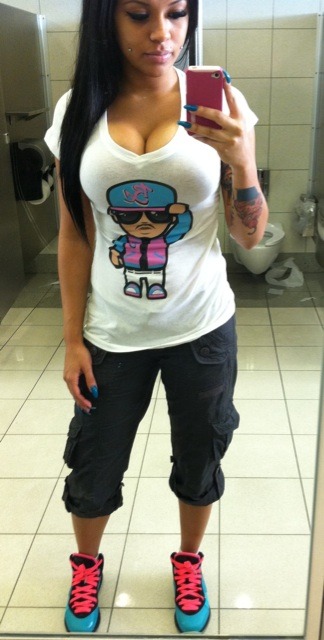 shesbombb:  shesbombb.lolspots.com