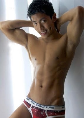 yumyumasianhunks:  Private Structure Model 